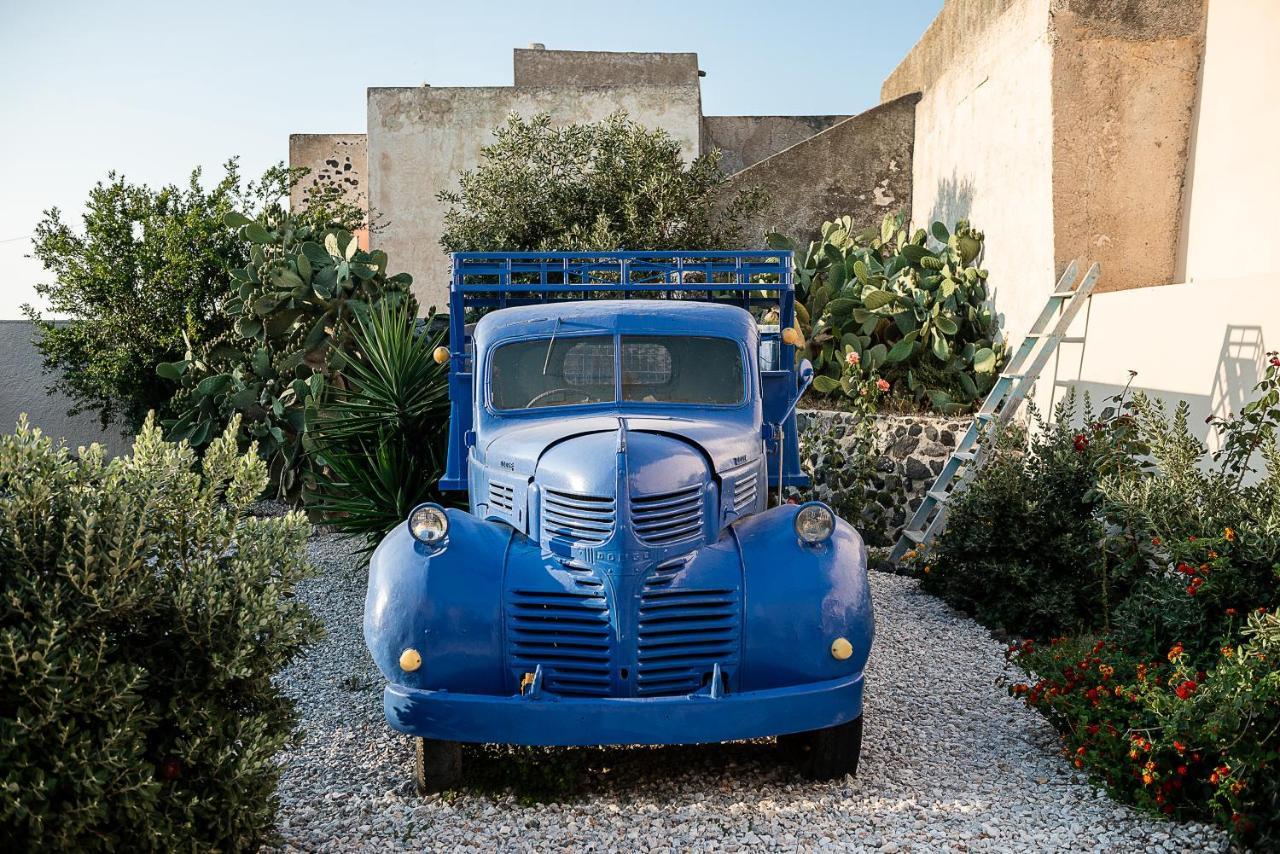 Villa Flora'S House & Cave Winery Pyrgos Kallistis Exterior foto